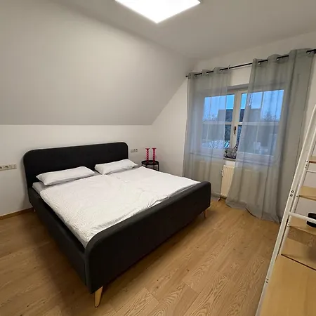 Großzügiges Design-loft In Apartment *